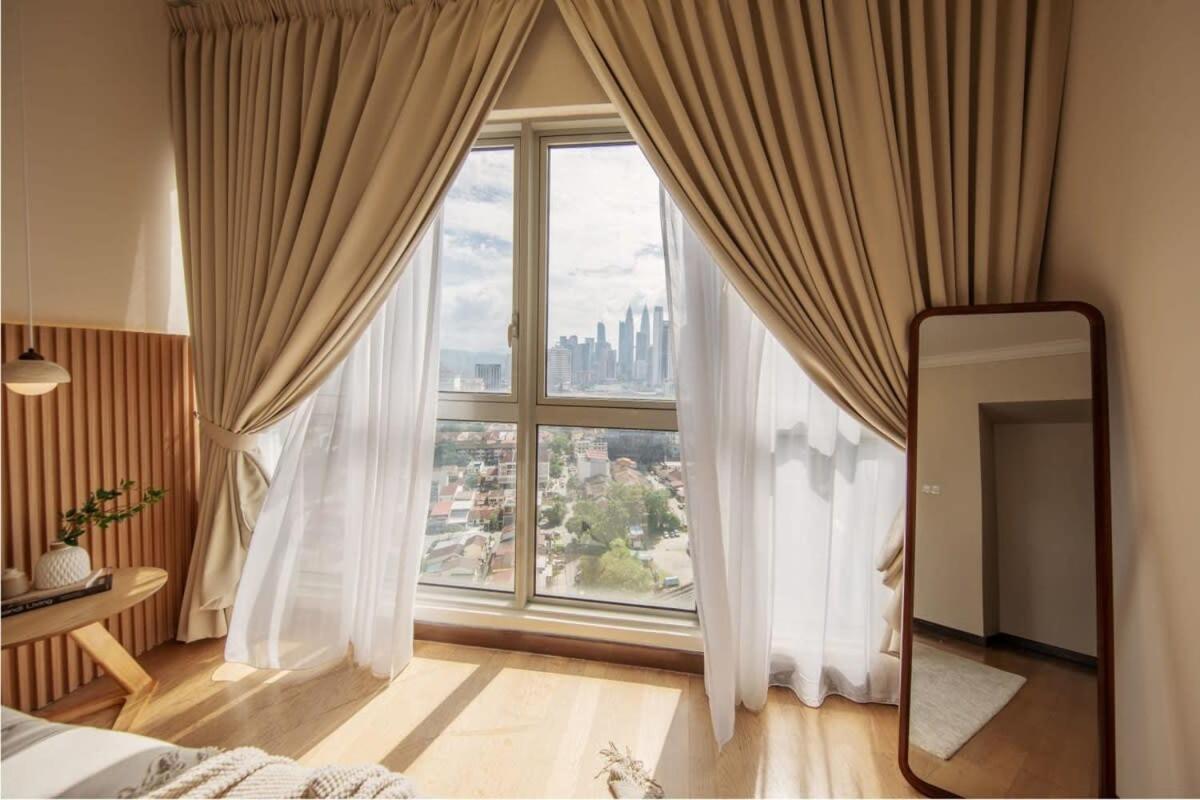 Sip Serenity Tea House With Klcc View *
