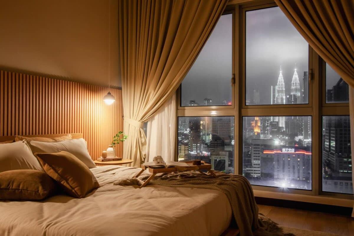Sip Serenity Tea House With Klcc View Pangsapuri Kuala Lumpur