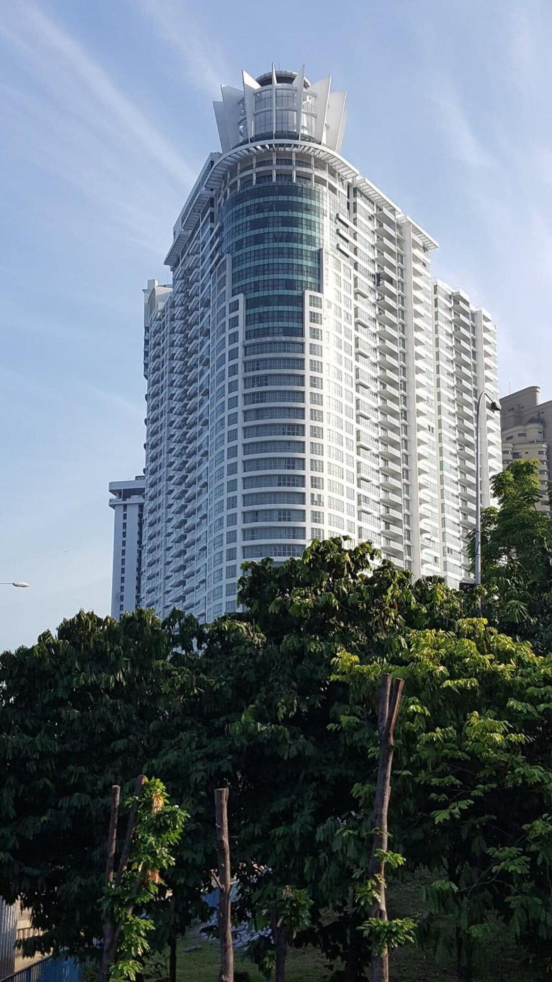 Sip Serenity Tea House With Klcc View Pangsapuri Kuala Lumpur