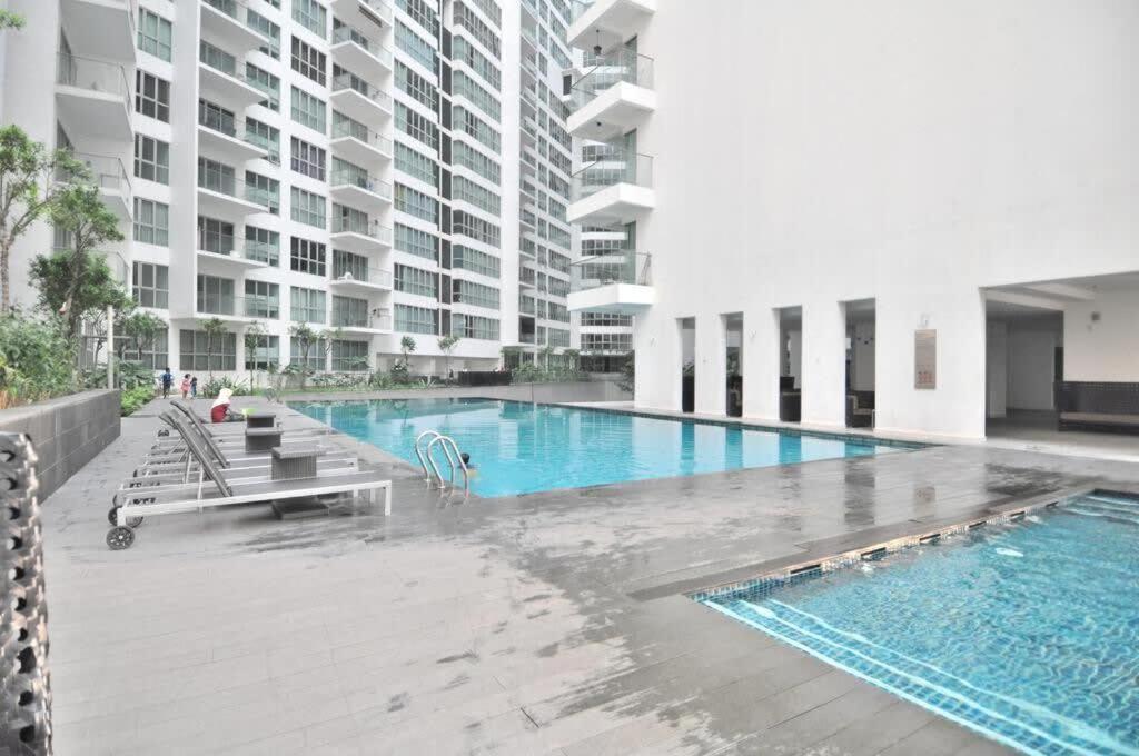 Apartment Sip Serenity Tea House With Klcc View